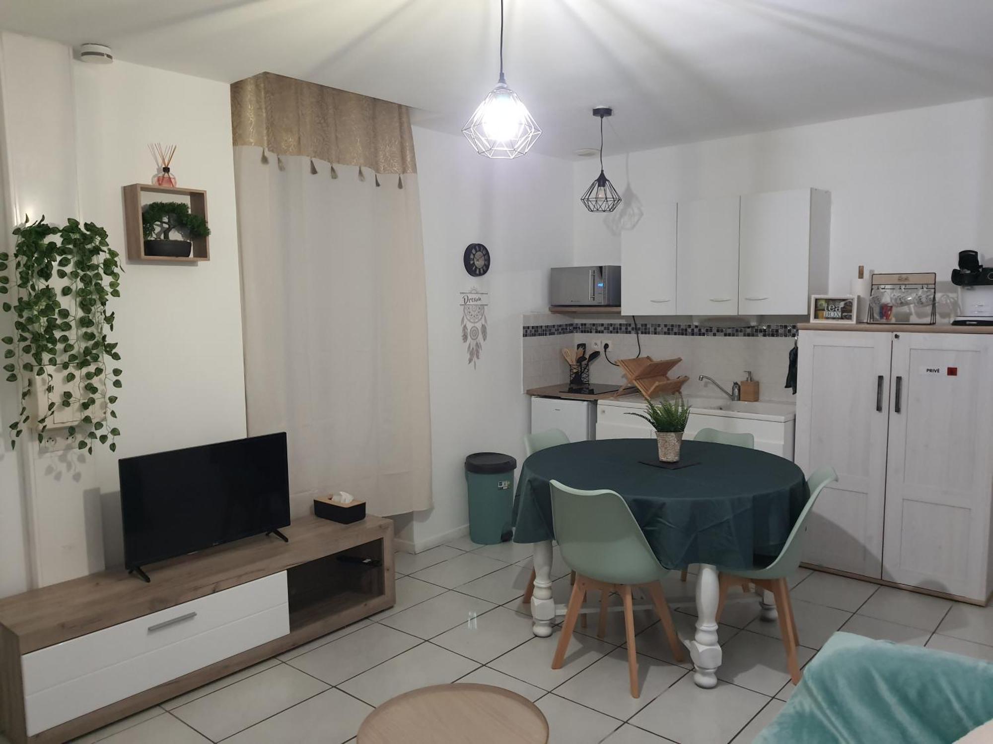 Maisonnette Abj Anneyron Екстериор снимка